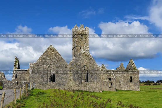Ross Errilly Friary, Ireland (2018 год). Стоковое фото, фотограф Boris Breytman / Фотобанк Лори
