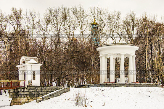 Россия. Екатеринбург. Харитоновский сад зимой. Знаковое известное место в городе. Стоковое фото, фотограф Сергеев Валерий / Фотобанк Лори