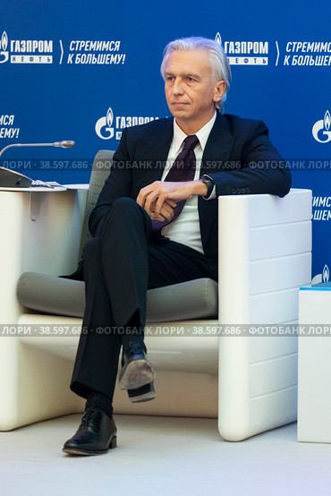 Россия. Санкт-Петербург. Александр Дюков, председатель правления Газпром нефти. Russia. St. Petersburg. Alexander Dyukov, Chairman of the Gazprom Neft Management Board. (2021 год). Редакционное фото, фотограф Алексей Смышляев / Фотобанк Лори
