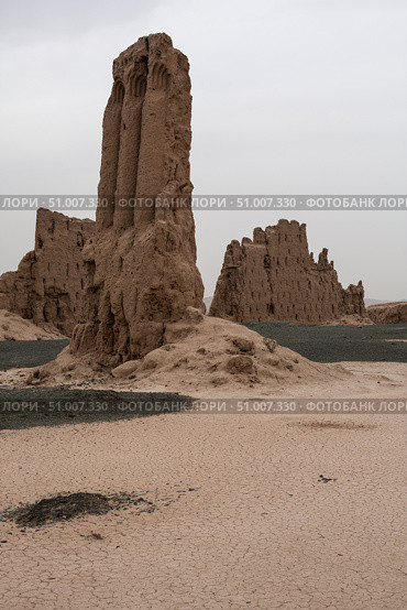 Ruins of ancient Dzhanpik-kala fortress (2022 год). Стоковое фото, фотограф Юлия Белоусова / Фотобанк Лори