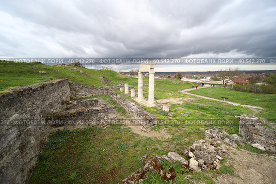 Руины Пантикапея. Керчь. Крым (2023 год). Стоковое фото, фотограф Анна Зеленская / Фотобанк Лори