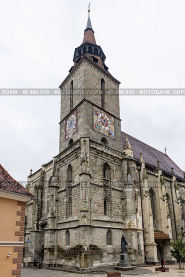 Румыния. Брашов. Черная церковь (церковь Святой Марии). Romania. Brashov. The Black Church (St. Mary's Church). Стоковое фото, фотограф Алексей Смышляев / Фотобанк Лори