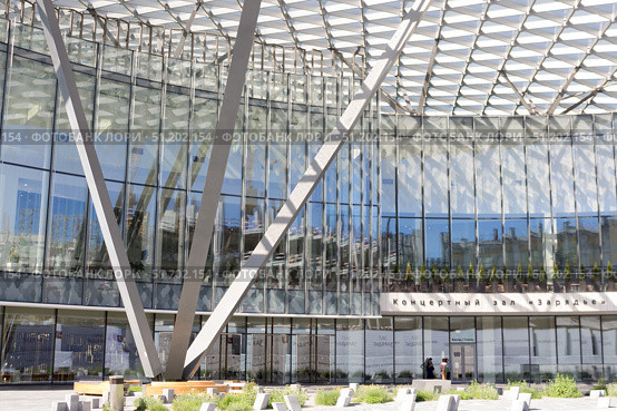 Russia, Moscow:  Landscaping Park Zaryadye. Concert hall. Редакционное фото, фотограф Татьяна Васильева / Фотобанк Лори