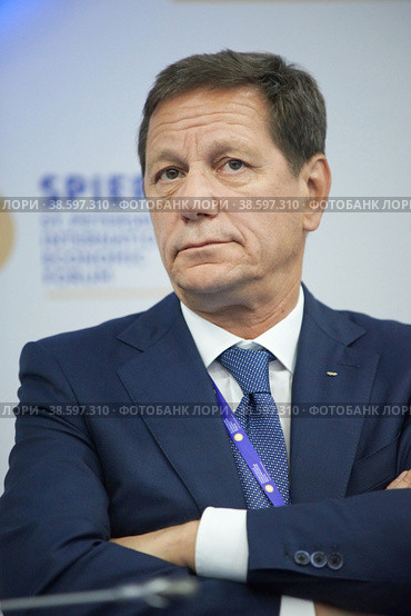 Russia. St. Petersburg. The 21st St. Petersburg International Economic Forum (SPIEF). First Deputy Chairman of the State Duma of the Russian Federation, President of the Russian Olympic Committee (ROC) Alexander Zhukov. Россия. Санкт-Петербург. 21-й Петербургский Международный экономический Форум (ПМЭФ). Первый заместитель председателя Государственной думы РФ, президент Олимпийского комитета России (ОКР) Александр Жуков. (2017 год). Редакционное фото, фотограф Алексей Смышляев / Фотобанк Лори