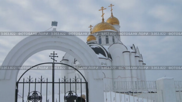 Русская православная церковь. Вознесенский храм, Уфа, Чесноковка. Зима, Рождество (2011 год). Редакционное видео, видеограф Mikhail Erguine / Фотобанк Лори