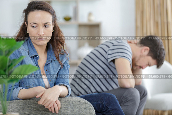 sad couple after having had an argument. Стоковое фото, агентство Ingram Publishing / Фотобанк Лори