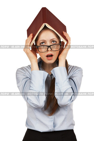 Sad girl covered her head book. Стоковое фото, фотограф Дмитрий Киселёв / Фотобанк Лори