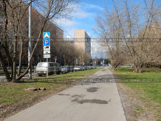 Сахалинская улица. Район Гольяново. Город Москва (2020 год). Редакционное фото, фотограф lana1501 / Фотобанк Лори