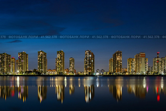 Saint Petersburg. Frunze district. New buildings of the residential complex Sofia. Night city. Стоковое фото, фотограф Филатова Ирина / Фотобанк Лори