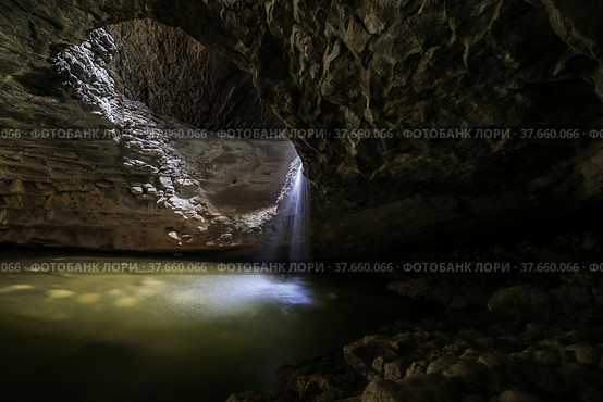 Салтинская пещера, Дагестан, Гунибский район (2021 год). Стоковое фото, фотограф Римма Тельнова / Фотобанк Лори