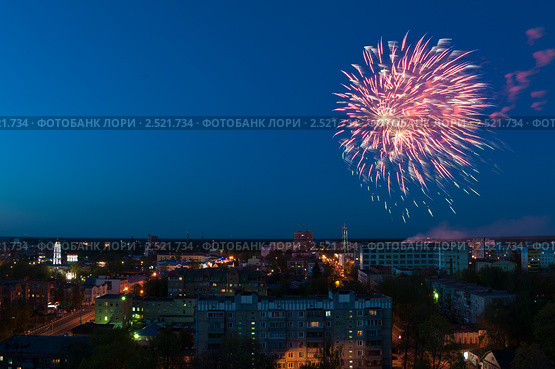Салют 9 мая, Ногинск. Стоковое фото, фотограф Артем Севостьянов / Фотобанк Лори