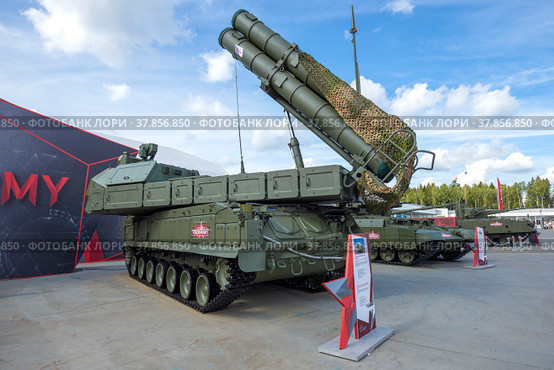 Самоходная пусковая установка 9А317М зенитно-ракетного комплекса Бук-М3 экспонат международного военно-технического форума "Армия-2020" Редакционное фото, фотограф Виктор Карасев / Фотобанк Лори