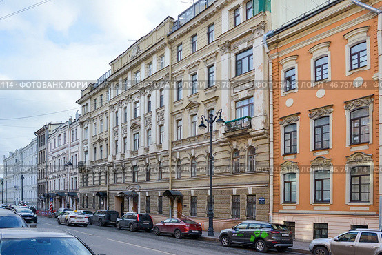 Санкт-Петербург, Миллионная улица. Дом номер 12, в котором великий князь Михаил Александрович подписал  Акт об отказе от престола. Стоковое фото, фотограф Александр Алексеев / Фотобанк Лори