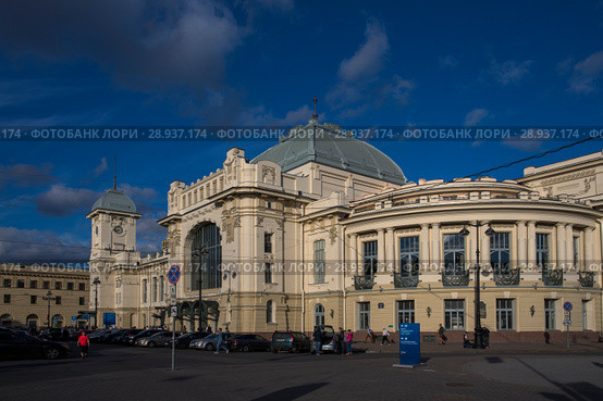 Санкт-Петербург. Витебский вокзал (2018 год). Стоковое фото, фотограф Литвяк Игорь / Фотобанк Лори