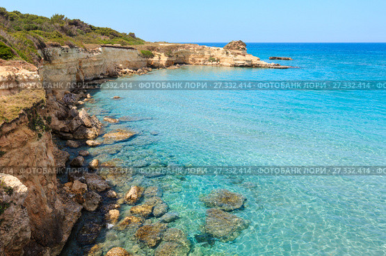 Sea beach Spiaggia della Punticeddha, Salento, Italy (2017 год). Стоковое фото, фотограф Юрий Брыкайло / Фотобанк Лори