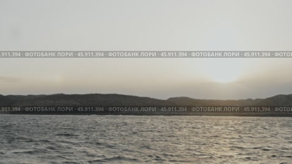 Sea coast with rocks. Barents Sea, Arctic Ocean, Teriberka, Kola Peninsula, Russia. Стоковое видео, видеограф Strunov David / Фотобанк Лори