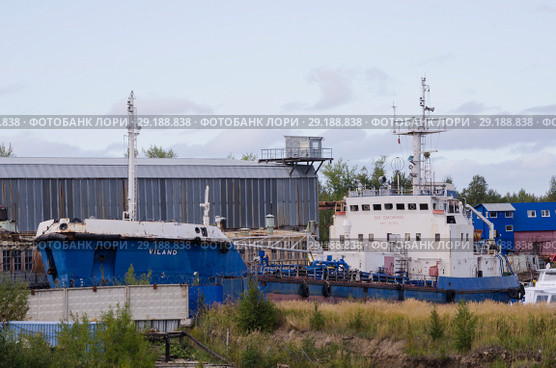 Сентябрь, 2018 - Лайский Док. Судоремонтный завод. Танкер "Viland". Россия, Архангельская область. Редакционное фото, фотограф Яковлев Сергей / Фотобанк Лори