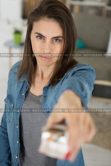 she is now refusing cigarette. Стоковое фото, агентство Ingram Publishing / Фотобанк Лори