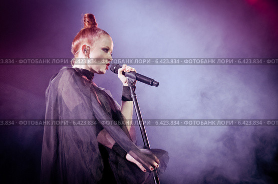 Ширли Менсон. Группа Garbage (2012 год). Редакционное фото, фотограф Ольга Визави / Фотобанк Лори
