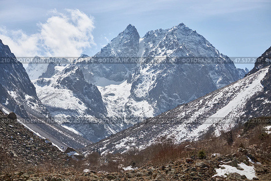 Snow mountain landscape, blue sky rocky cliff Wild nature Hight mountains. Стоковое фото, фотограф Екатерина Якименко / Фотобанк Лори