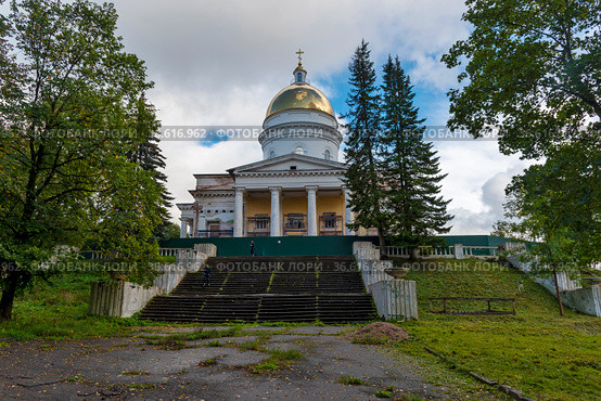 Собор Троицы Живоначальной. Боровичи, Новгородская область (2021 год). Редакционное фото, фотограф Александр Щепин / Фотобанк Лори