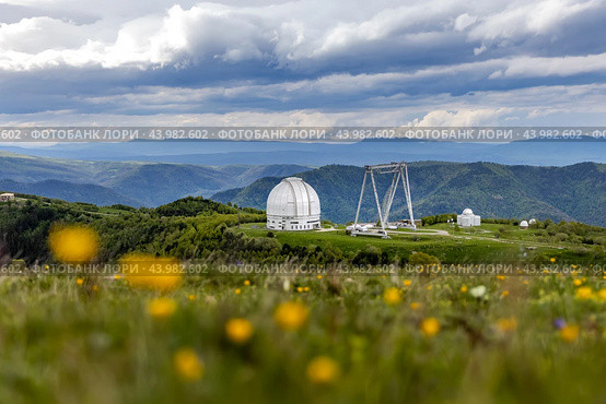 Special scientific astrophysical Observatory. Astronomical center for ground-based observations of the universe with a large telescope. Стоковое фото, фотограф Андрей Армягов / Фотобанк Лори