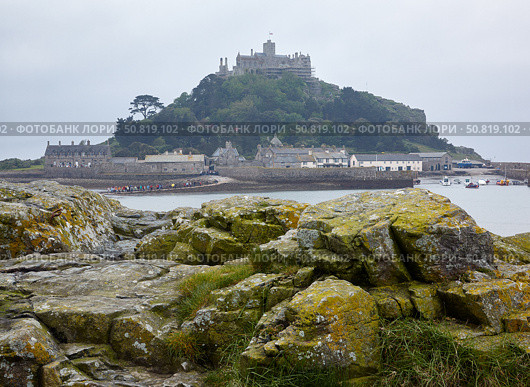St Michael's Mount, a tidal island in Mount's Bay near Penzance, Cornwall, England, United Kingdom (2009 год). Стоковое фото, фотограф Сергей Пристяжнюк (Serg Zastavkin) / Фотобанк Лори
