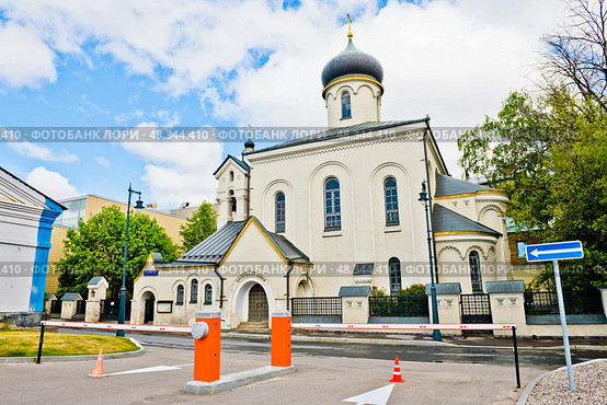 Старообрядческая церковь Покрова Пресвятой Богородицы Остоженской общины. Турчанинов переулок, дом 4, стр. 1. Москва. Россия. Редакционное фото, фотограф E. O. / Фотобанк Лори