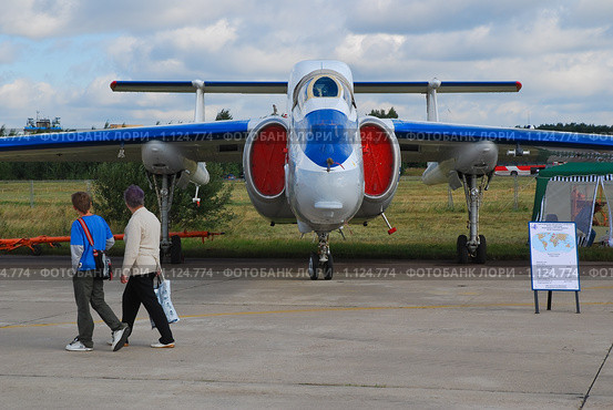 Стратосферная самолетная платформа М-55 «Геофизика» (M-55 Geophysica) (2009 год). Редакционное фото, фотограф Алёшина Оксана / Фотобанк Лори
