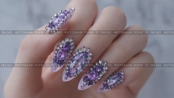 Stunning purple gemstone nail art design showcasing intricate details and elegance. Стоковое AI-видео, аниматор Ekaterina Ismagilova / Фотобанк Лори