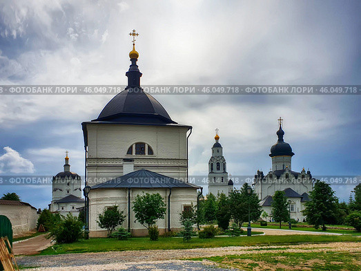 Sviyazhsk, Church of Herman, Archbishop of Kazan, and Mitrofan, Bishop of Voronezh, in the Assumption Sviyazhsk Monastery on the island-grad 16th century. (2023 год). Стоковое фото, фотограф Оксана Медведева / Фотобанк Лори