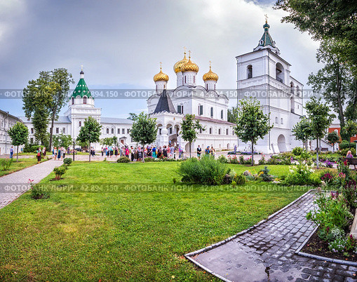 Свято-Троицкий Ипатьевский мужской монастырь, Кострома (2014 год). Стоковое фото, фотограф Baturina Yuliya / Фотобанк Лори