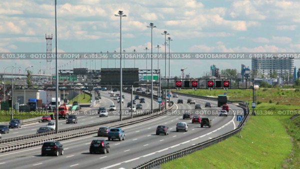 Таймлапс. КАД в районе Пулковского шоссе. Санкт-Петербург (2014 год). Стоковое видео, видеограф Кекяляйнен Андрей / Фотобанк Лори