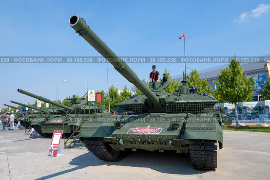 Танк Т-90М "Прорыв" на международном военно-техническом форуме "Армия-2022". Парк Патриот. Редакционное фото, фотограф Виктор Карасев / Фотобанк Лори