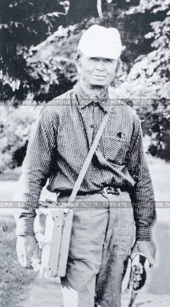 Тараканов М.И. в Гагре в 1973 году. Стоковое фото, фотограф Виктор Тараканов / Фотобанк Лори