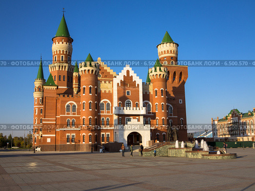 Театр кукол в Йошкар-Оле (2014 год). Редакционное фото, фотограф Никита Ветренный / Фотобанк Лори