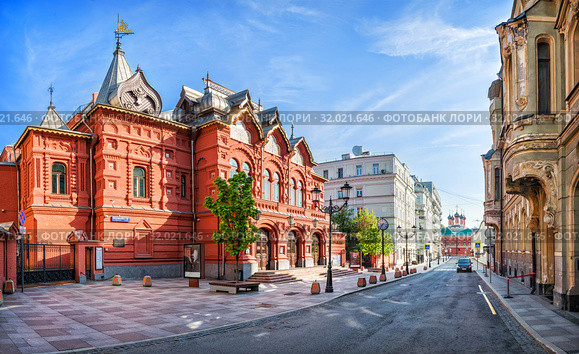 Театр Наций в Москве Theater of Nations in Petrovsky Lane in Moscow (2019 год). Стоковое фото, фотограф Baturina Yuliya / Фотобанк Лори