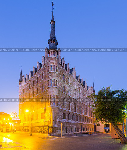 The Casa de los Botines. Leon. Стоковое фото, фотограф Яков Филимонов / Фотобанк Лори