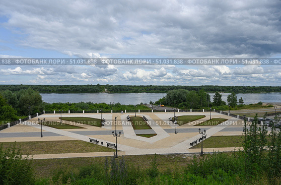 The embankment of the Oka river in the city of Murom in the Vladimir region. Редакционное фото, фотограф Алексей Кузнецов / Фотобанк Лори
