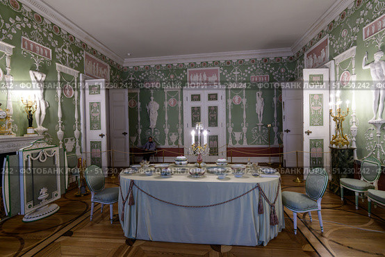 The Green Dining Room in the Catherine Imperial Palace. Редакционное фото, фотограф Михаил Аккуратoв / Фотобанк Лори