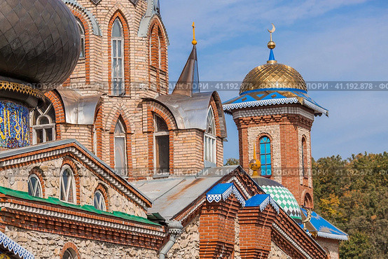 The main attraction of the city. The Temple of All Religions in Kazan.Kazan City, Republic of Tatarstan, Russia, September 2023. Редакционное фото, фотограф Photojuli / Фотобанк Лори