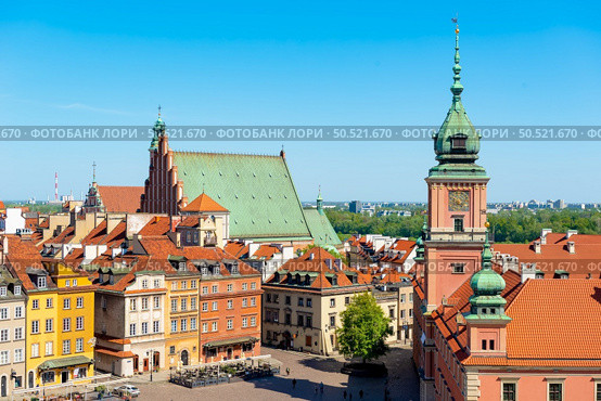 The Royal Castle of Warsaw is a castle residency that formerly served throughout the centuries as the official residence of the Polish monarchs.. Royal Castle of Warsaw. Стоковое фото, агентство Ingram Publishing / Фотобанк Лори