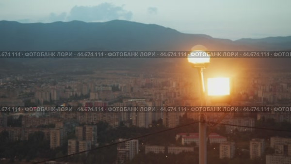 The view from the mountain towards the old, sleeping Soviet-era districts of Tbilisi, Georgia. Стоковое видео, видеограф Strunov David / Фотобанк Лори