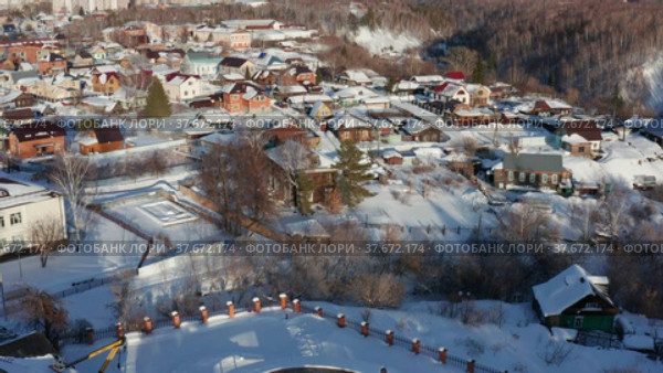 Тобольск зимой. Тобольский кремль - самая большая каменная крепость в Сибири. Вид с воздуха. Tobolsk in winter. Tobolsk Kremlin - the sole stone fortress in Siberia. Aerial view. (2022 год). Редакционное видео, видеограф Евгений Романов / Фотобанк Лори