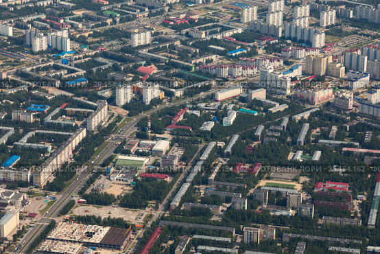 Top view the city of Nizhnevartovsk in spring (2017 год). Стоковое фото, фотограф Владимир Мельников / Фотобанк Лори
