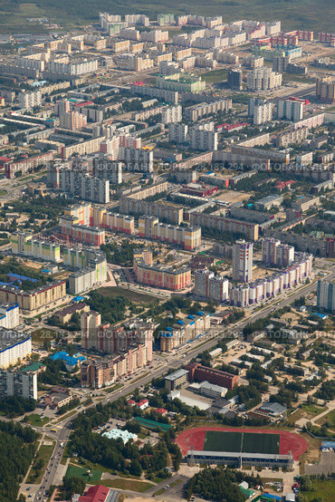 Top view the city of Nizhnevartovsk in spring. Стоковое фото, фотограф Владимир Мельников / Фотобанк Лори