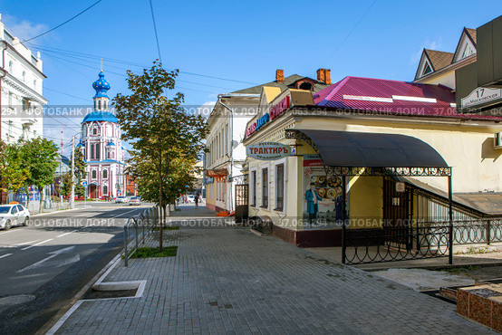 Трактир "Русские традиции". Улица Московская, д. 17А. Калуга (2021 год). Редакционное фото, фотограф Сергей Афанасьев / Фотобанк Лори