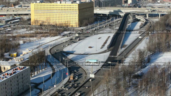 Транспортная развязка с КАД на проспекте Обуховской Обороны. Санкт-Петербург (2014 год). Редакционное видео, видеограф Кекяляйнен Андрей / Фотобанк Лори