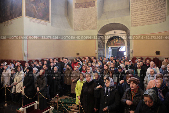 Тридцатилетие прославления святителя Тихона, Патриарха Московского и всея России, в Донском монастыре Москвы (2019 год). Редакционное фото, фотограф Дмитрий Неумоин / Фотобанк Лори