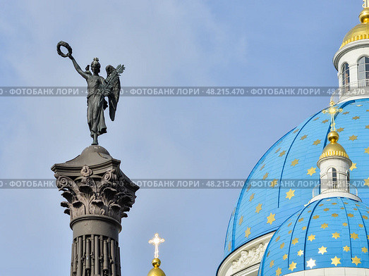 Троицкий собор в Санкт-Петербурге. Фигура богини победы (2014 год). Редакционное фото, фотограф Александр Алексеев / Фотобанк Лори